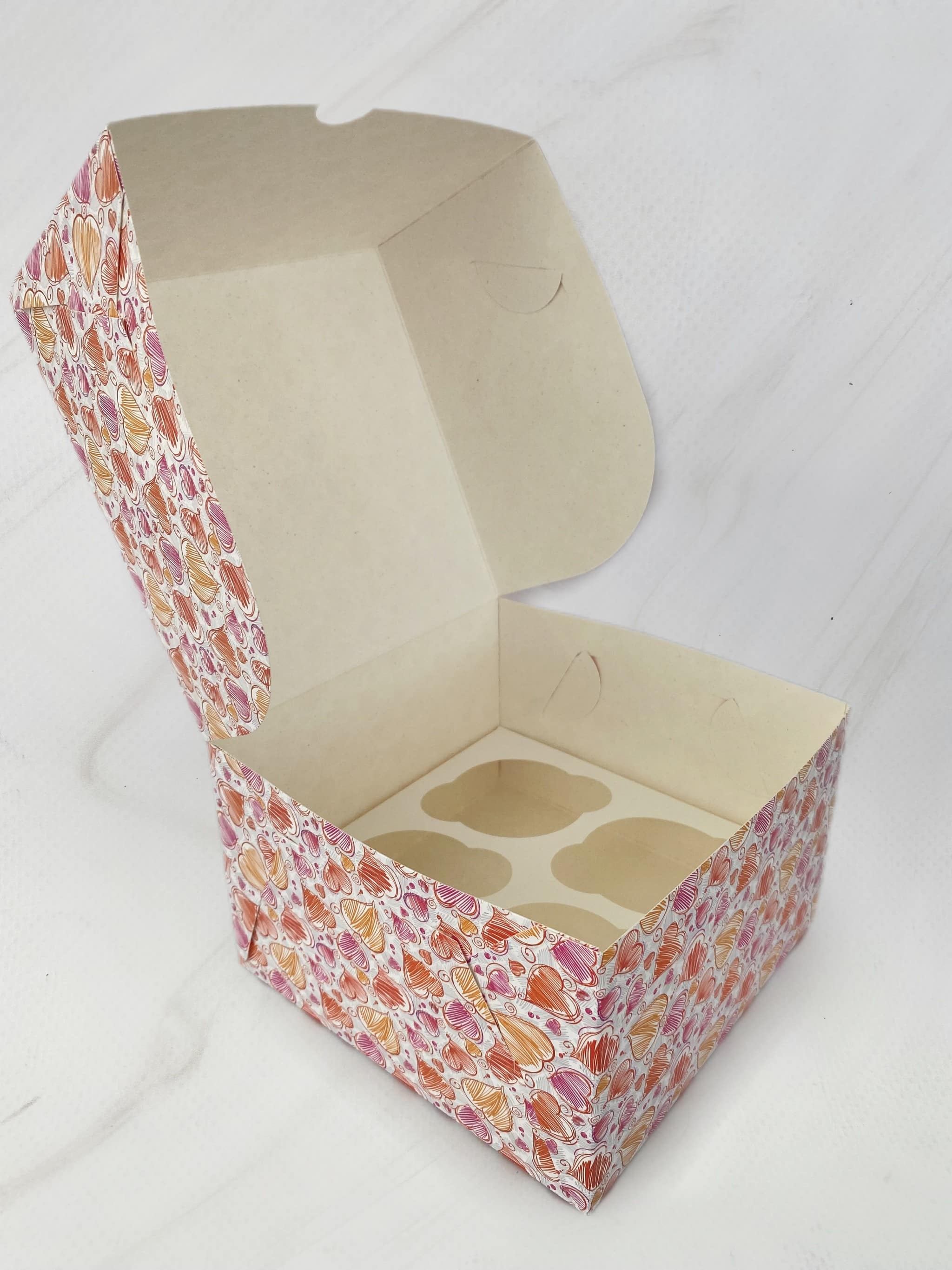 Упаковка под 4 капкейка/пирожных/бенто-торта "Сердечки" — изображение 3